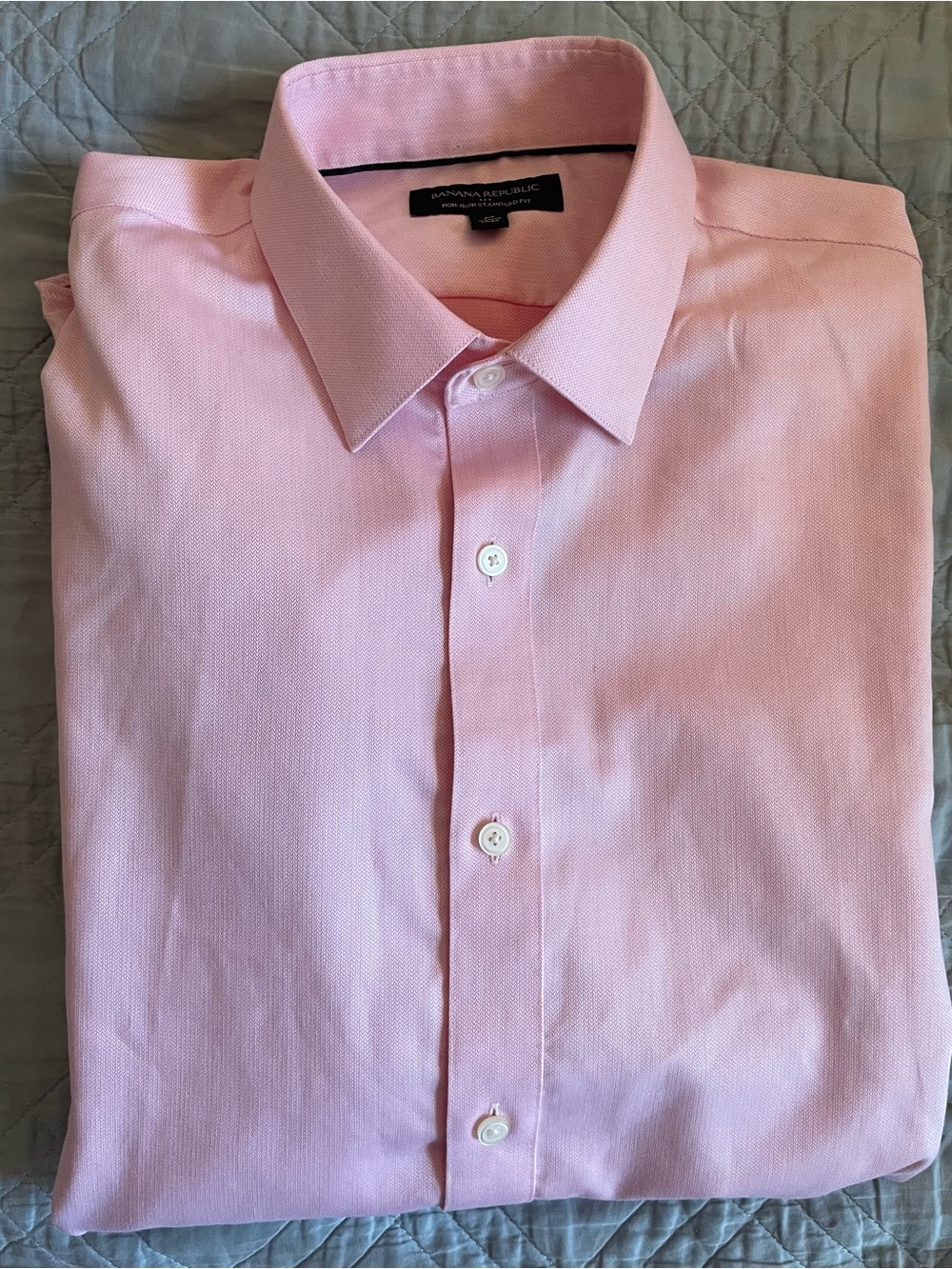 BANANA REPUBLIC STANDARD-FIT NON-IRON YARN-DYE SHIRT in Pink Size M
